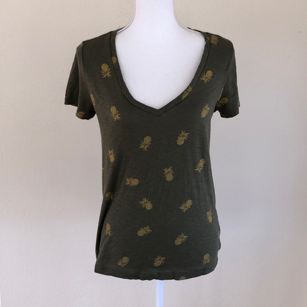 Express Pineapple 🍍 Tee